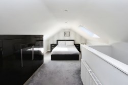Byres Road, Elderslie, PA5 9