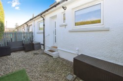 Byres Road, Elderslie, PA5 9