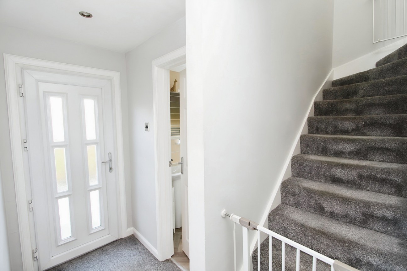 Byres Road, Elderslie, PA5 9