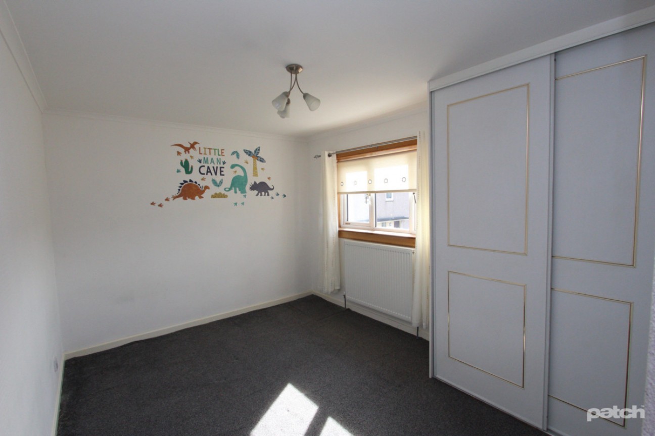 Dickson Drive, Irvine, KA12 9