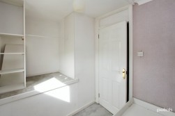 Dickson Drive, Irvine, KA12 9