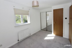 Castle Gardens, Paisley, PA2 9