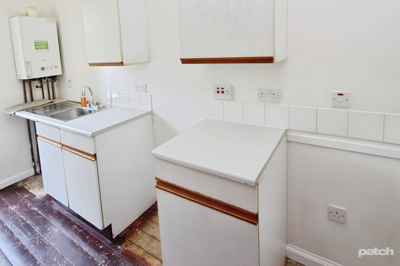 Neilston Road, Paisley, PA2 6