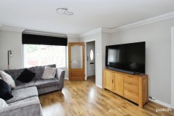 Armour Square, Johnstone, PA5 8