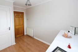 Armour Square, Johnstone, PA5 8