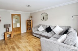 Armour Square, Johnstone, PA5 8