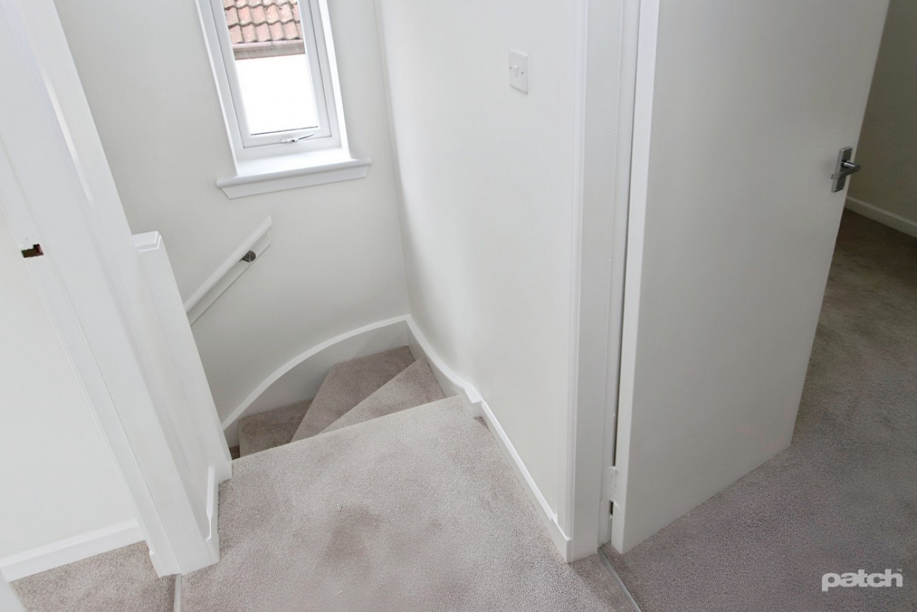 Castle Avenue, Elderslie, PA5 9