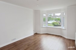Castle Avenue, Elderslie, PA5 9