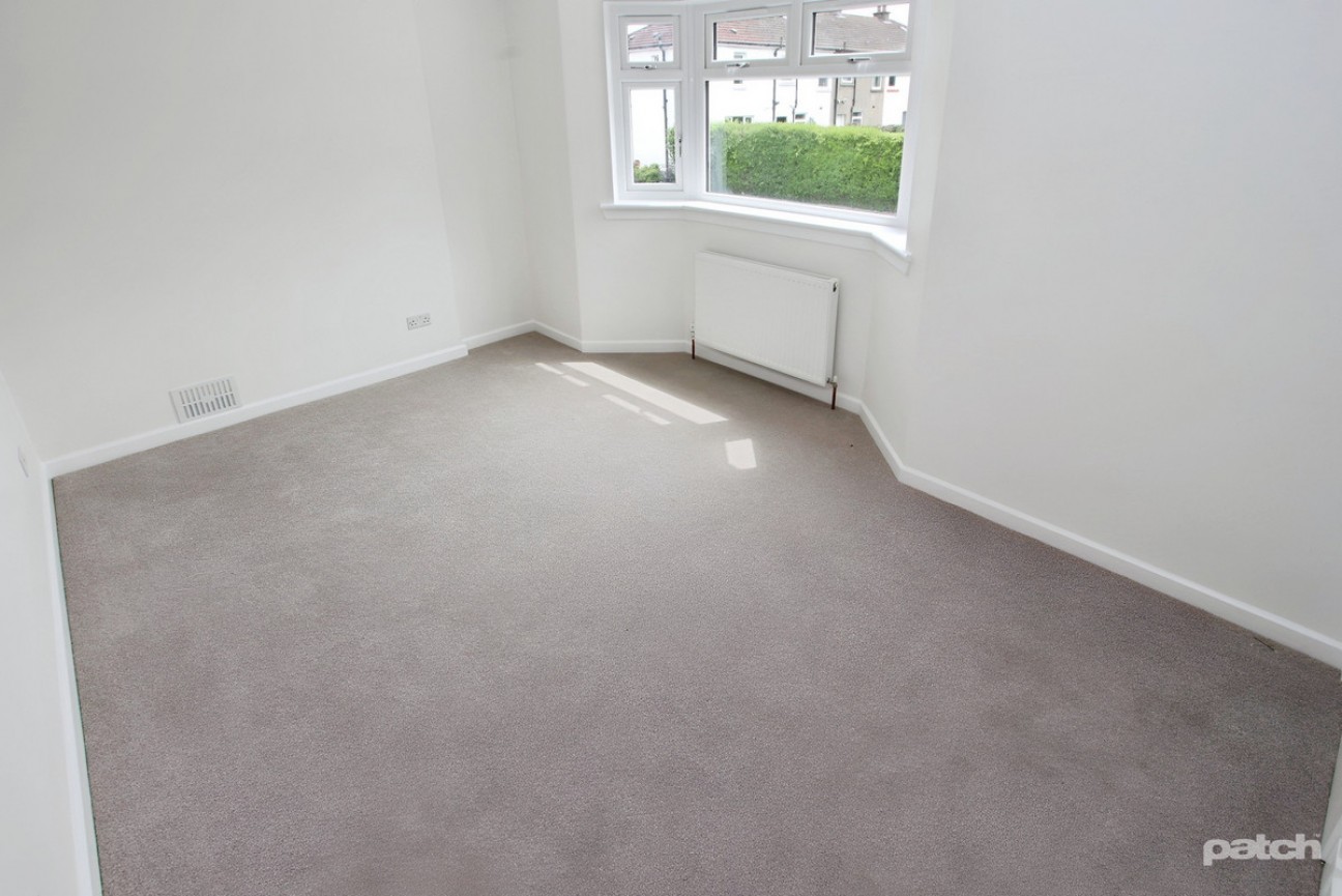 Castle Avenue, Elderslie, PA5 9