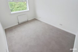 Castle Avenue, Elderslie, PA5 9