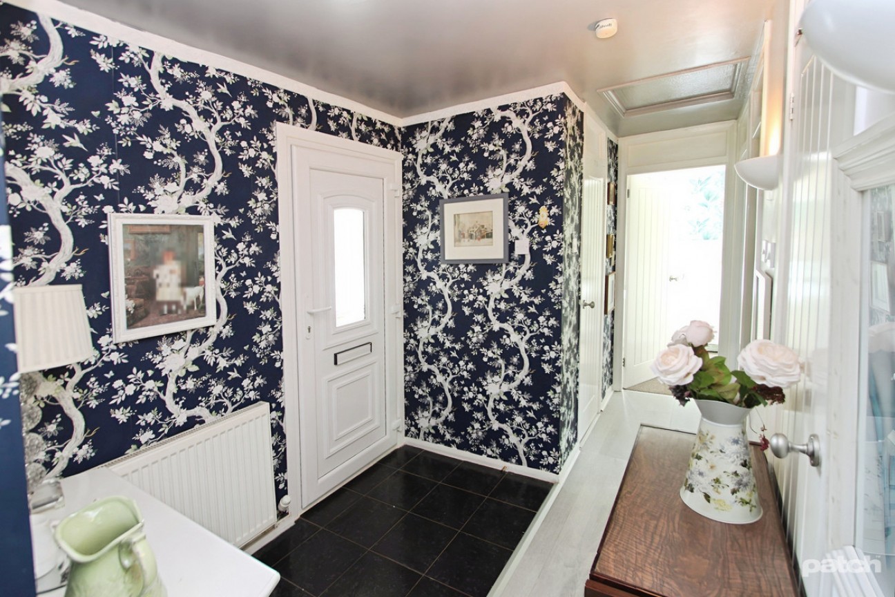 Finch Place, Johnstone, PA5 0