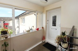 Finch Place, Johnstone, PA5 0