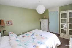 Finch Place, Johnstone, PA5 0