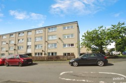 Pentland Avenue, Linwood, PA3 3