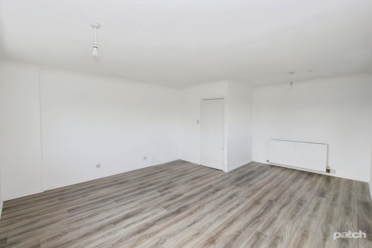 Pentland Avenue, Linwood, PA3 3
