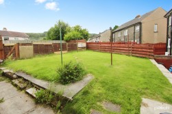 Caplaw Road, Paisley, PA2 8