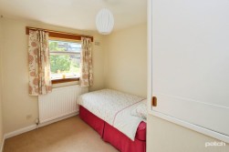 Cawdor Crescent, Bishopton, PA7 5