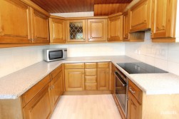 Cawdor Crescent, Bishopton, PA7 5