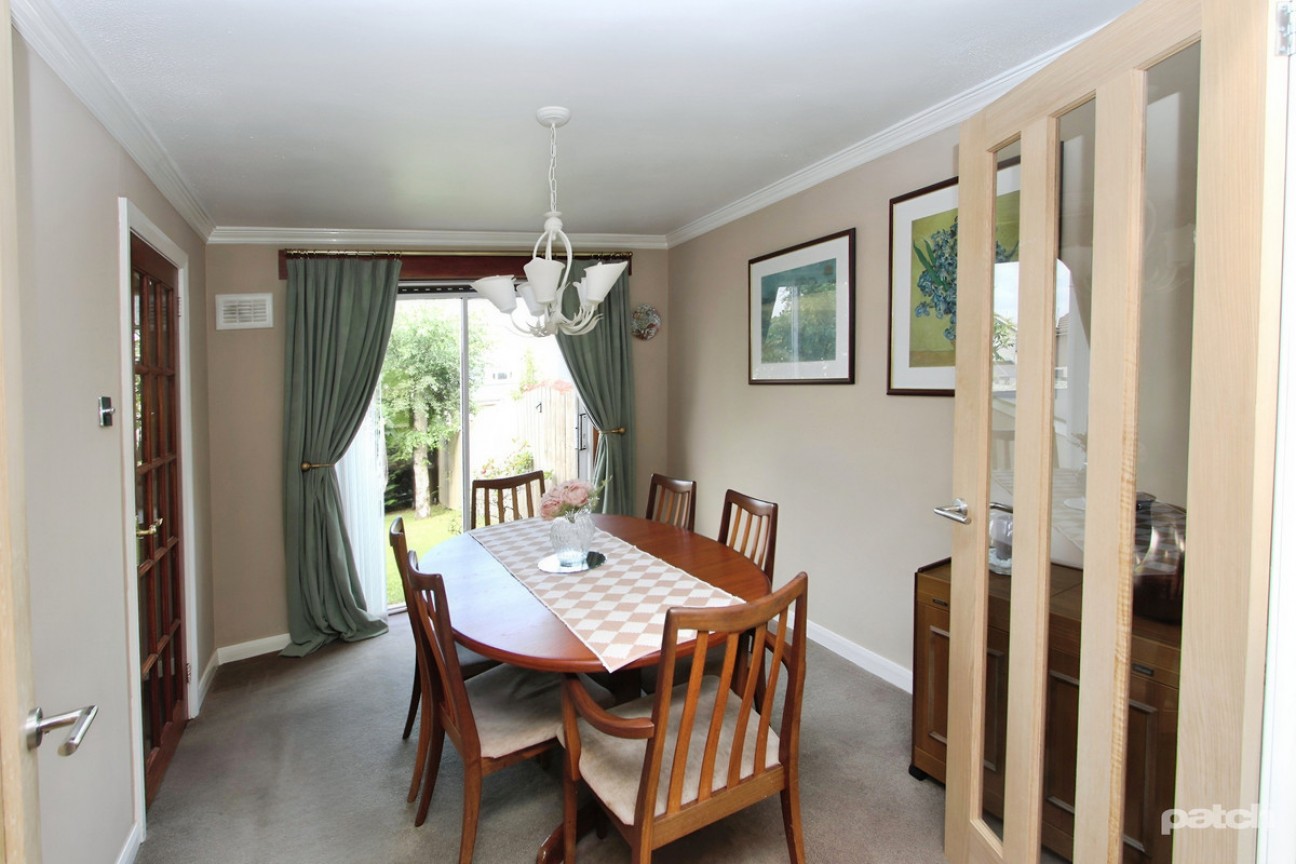 Cawdor Crescent, Bishopton, PA7 5