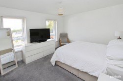 Oaktree Grove, Glasgow, G45 0
