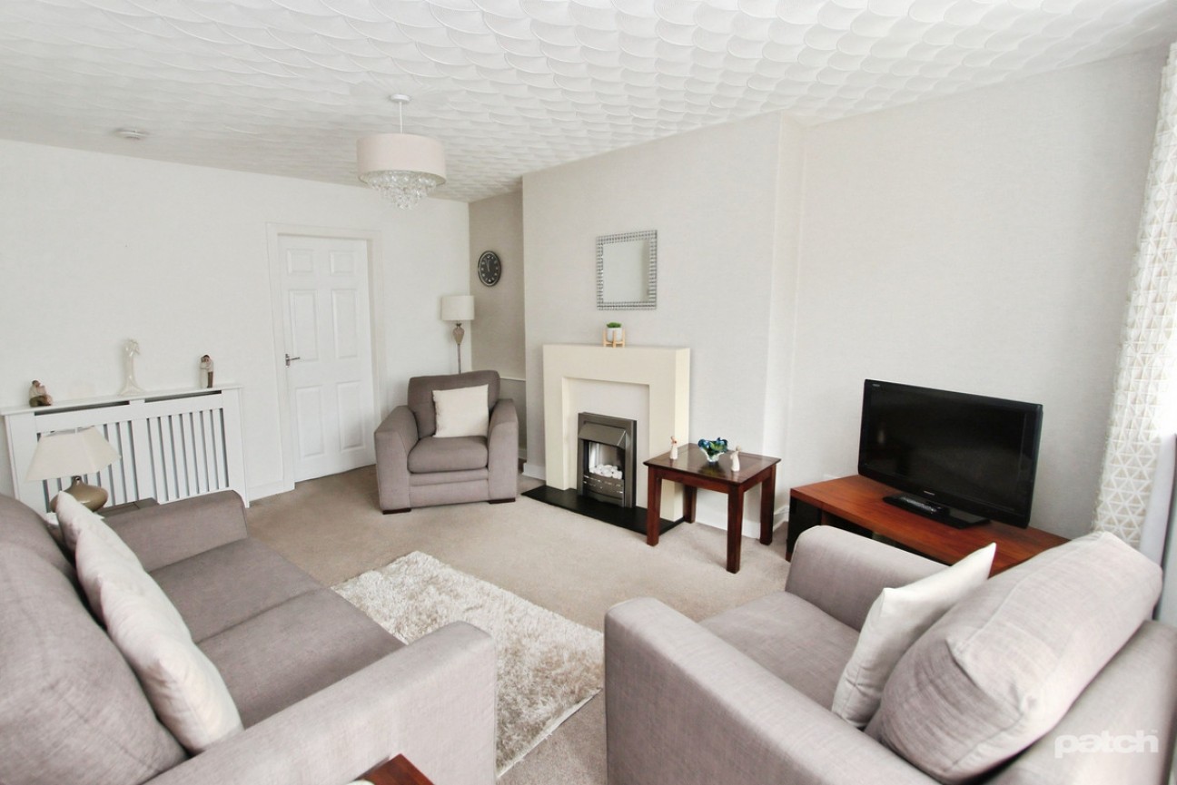 Sir Michael Place, Paisley, PA1 2