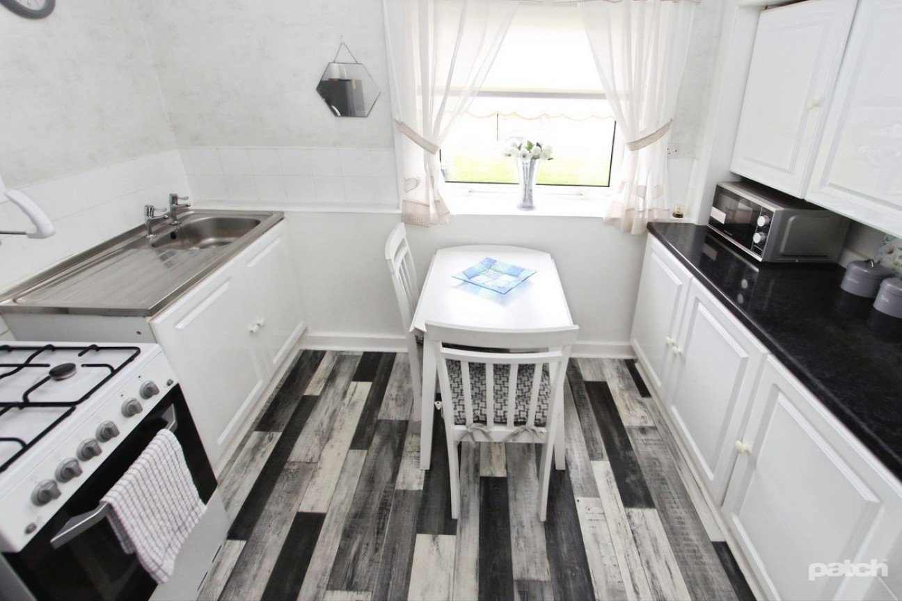 Sir Michael Place, Paisley, PA1 2