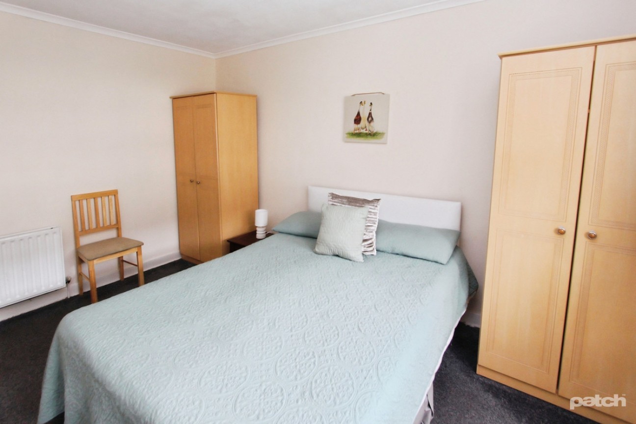 Sir Michael Place, Paisley, PA1 2