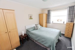 Sir Michael Place, Paisley, PA1 2