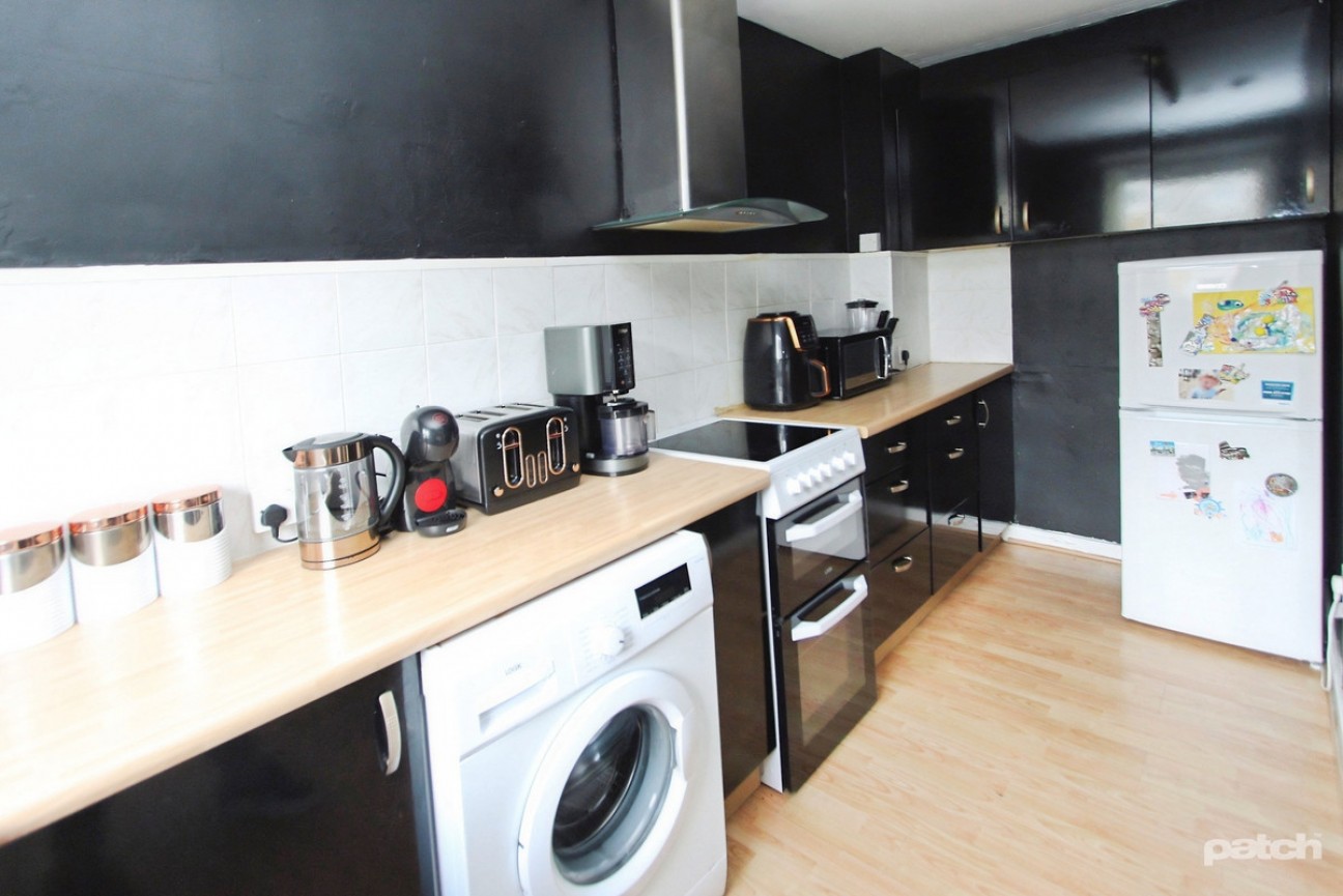 Ness Avenue, Johnstone, PA5 0