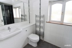 Riverside Park, Glasgow, G44 3