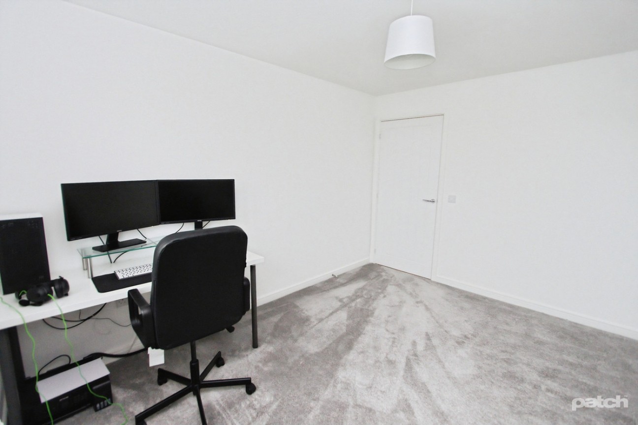 Outerwood View, Kilwinning, KA13 7