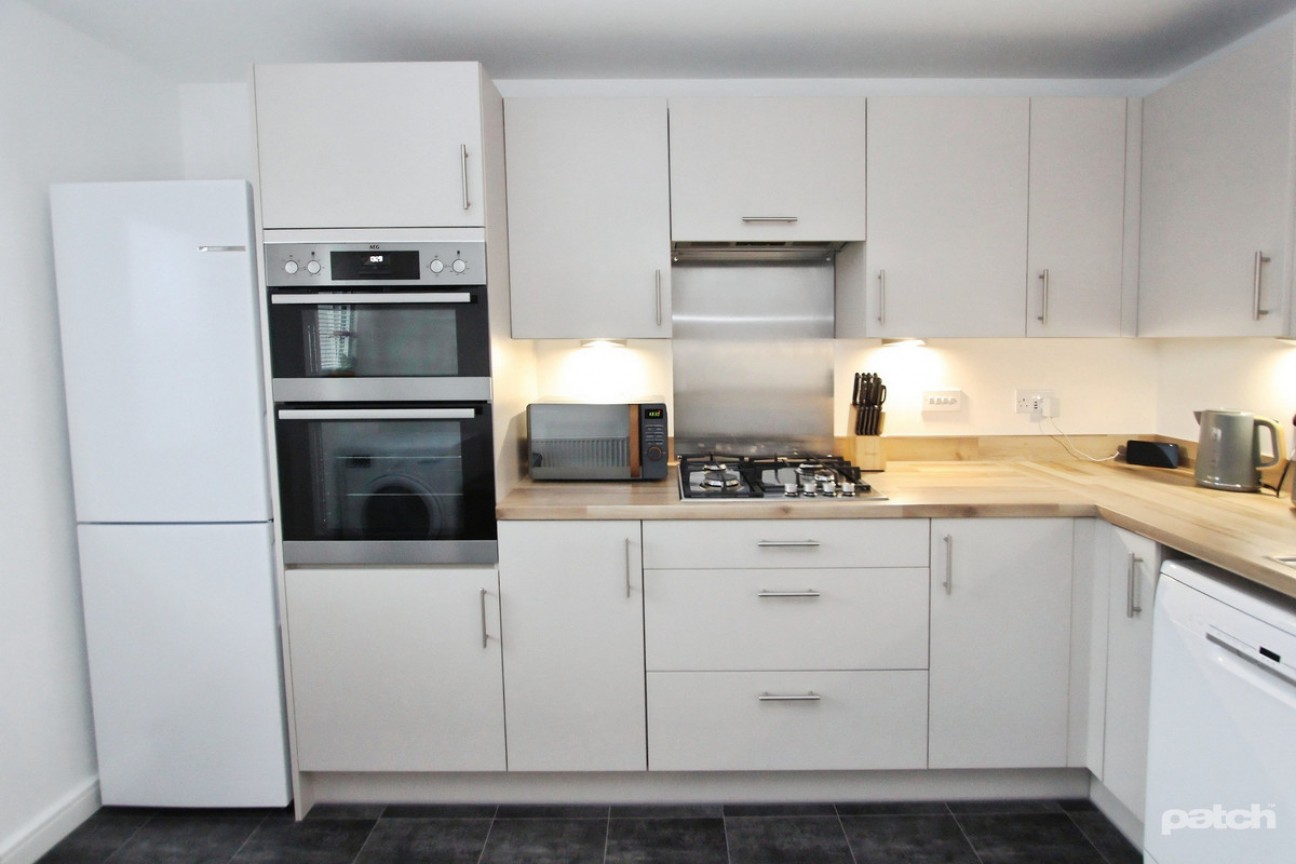 Outerwood View, Kilwinning, KA13 7