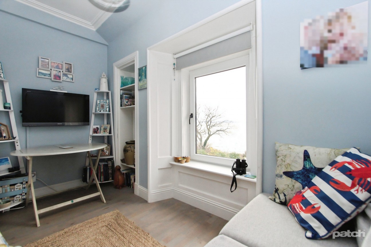 Shore Road, Skelmorlie, PA17 5