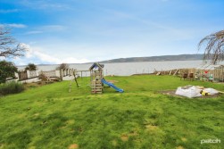 Shore Road, Skelmorlie, PA17 5