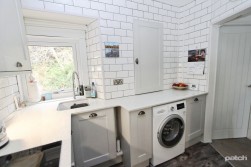 Shore Road, Skelmorlie, PA17 5