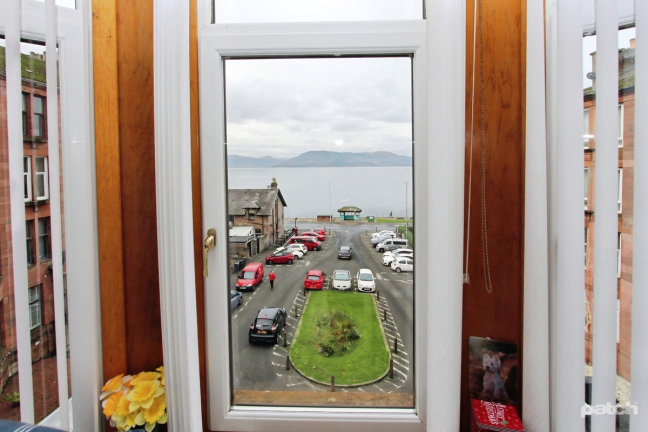 Ashburne Gardens, Gourock, PA19 1