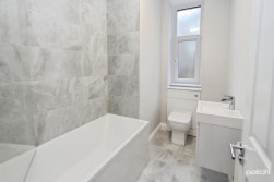 Glasgow Road, Paisley, PA1 3