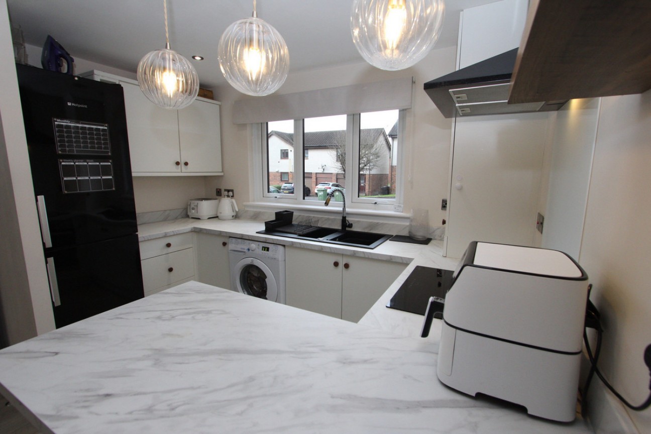 Anchor Crescent, Paisley, PA1 1