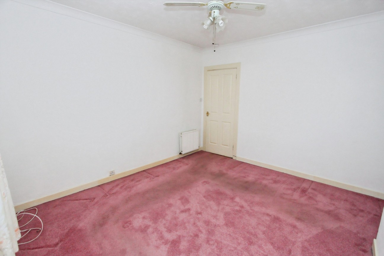 Lochfield Road, Paisley, PA2 7