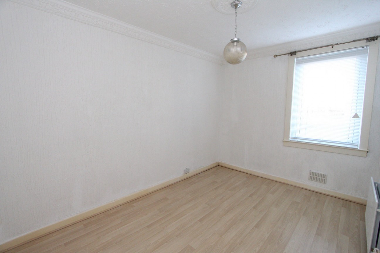 Lochfield Road, Paisley, PA2 7