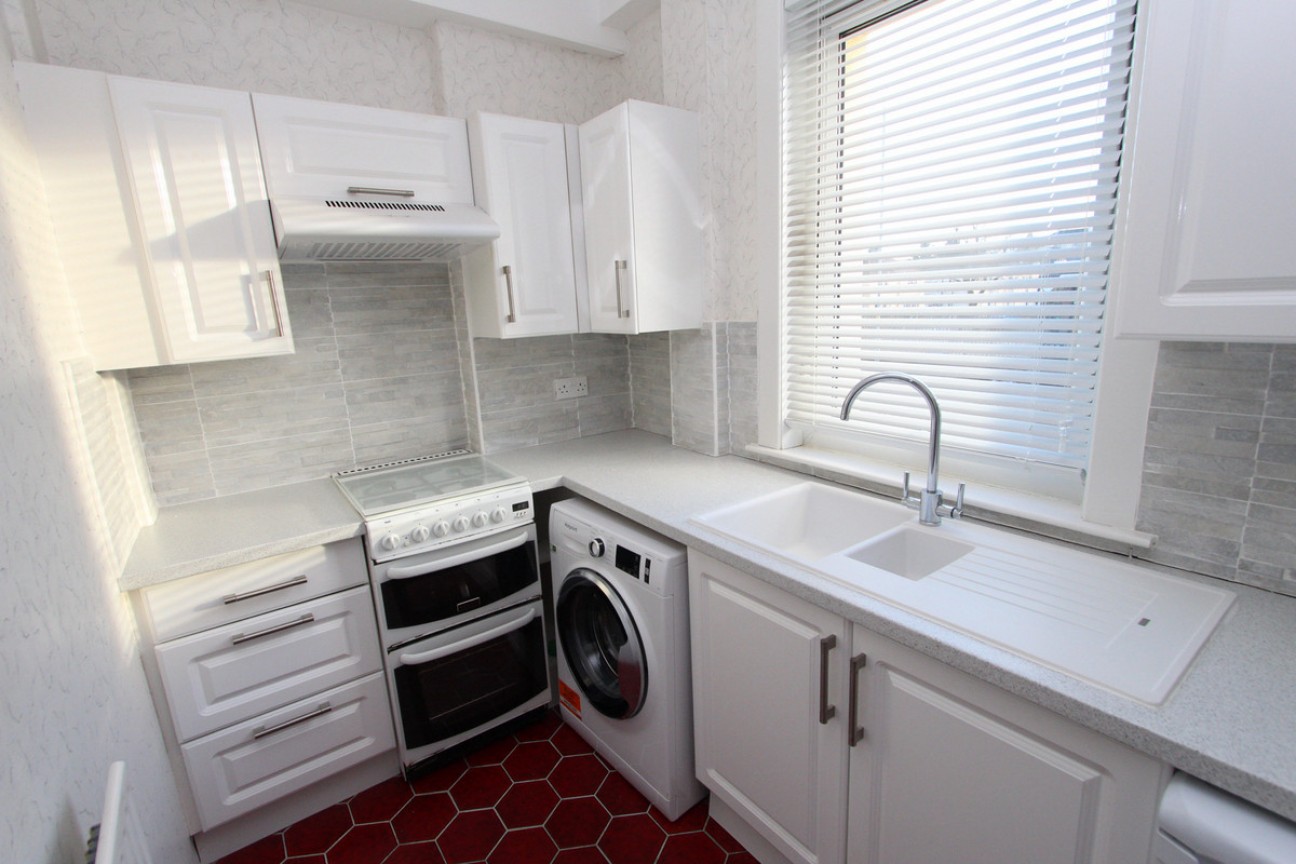 Lochfield Road, Paisley, PA2 7