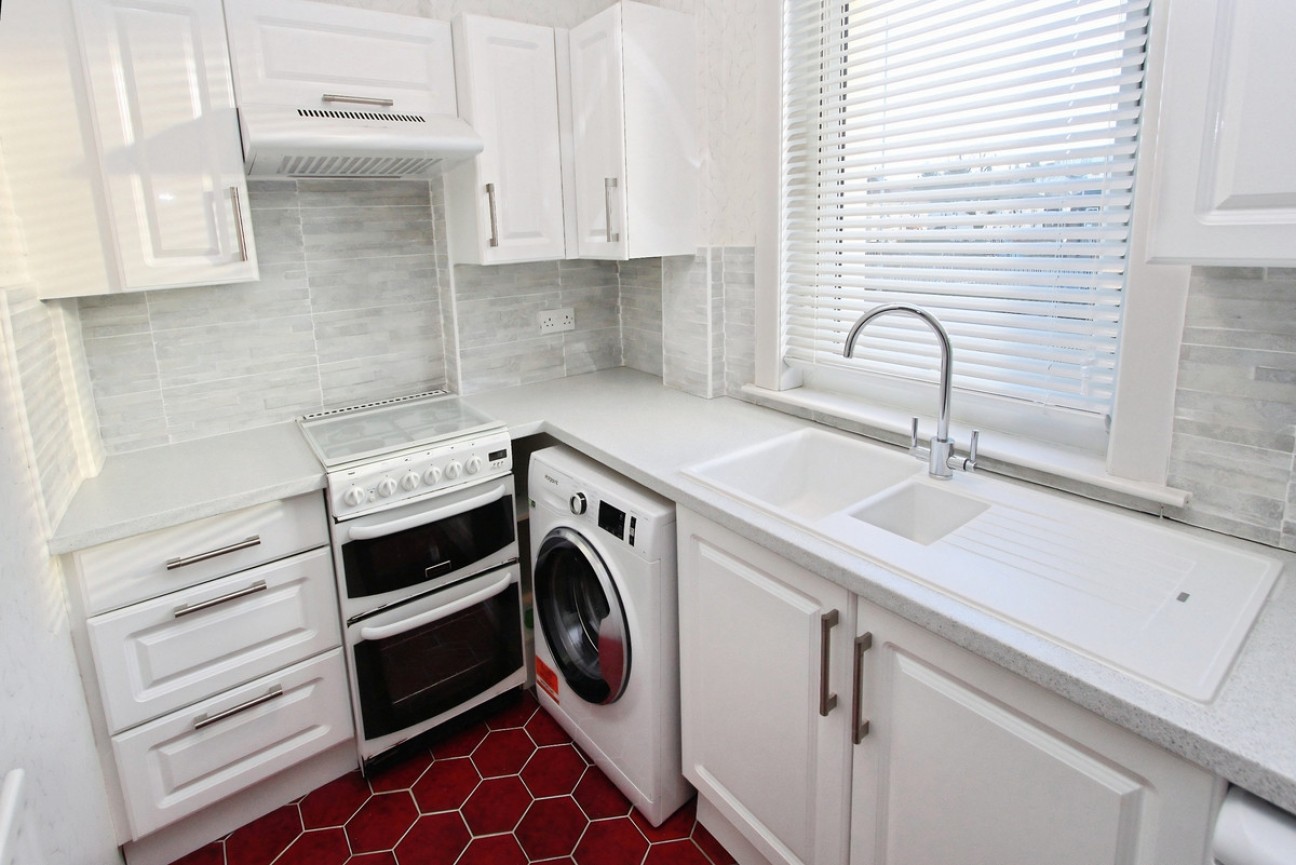 Lochfield Road, Paisley, PA2 7