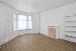 Glasgow Road, Paisley, PA1 3