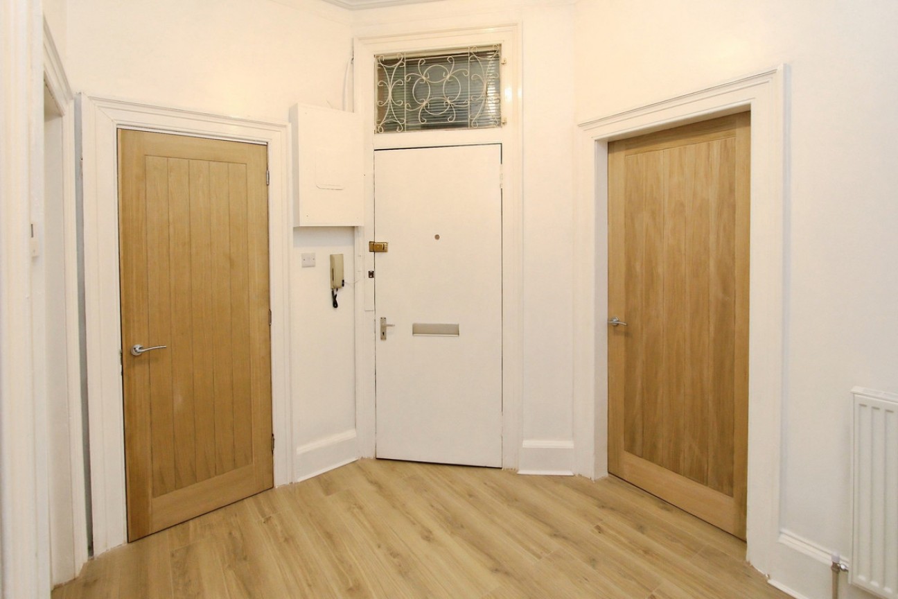 Glasgow Road, Paisley, PA1 3