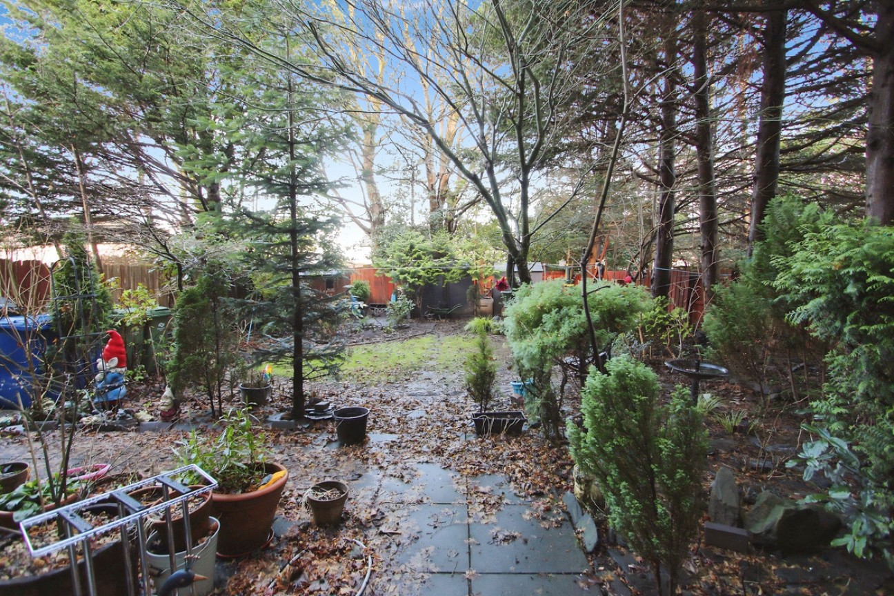 Glasgow Road, Paisley, PA1 3