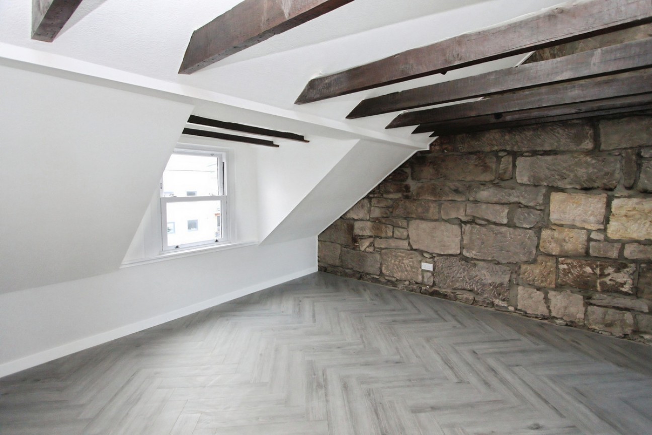 Silk Street, Paisley, PA1 1