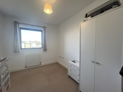 Commonwealth Drive, Crawley