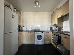 Commonwealth Drive, Crawley
