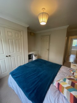 Westview Close, Redhill