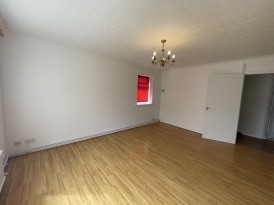Sarel Way, Horley